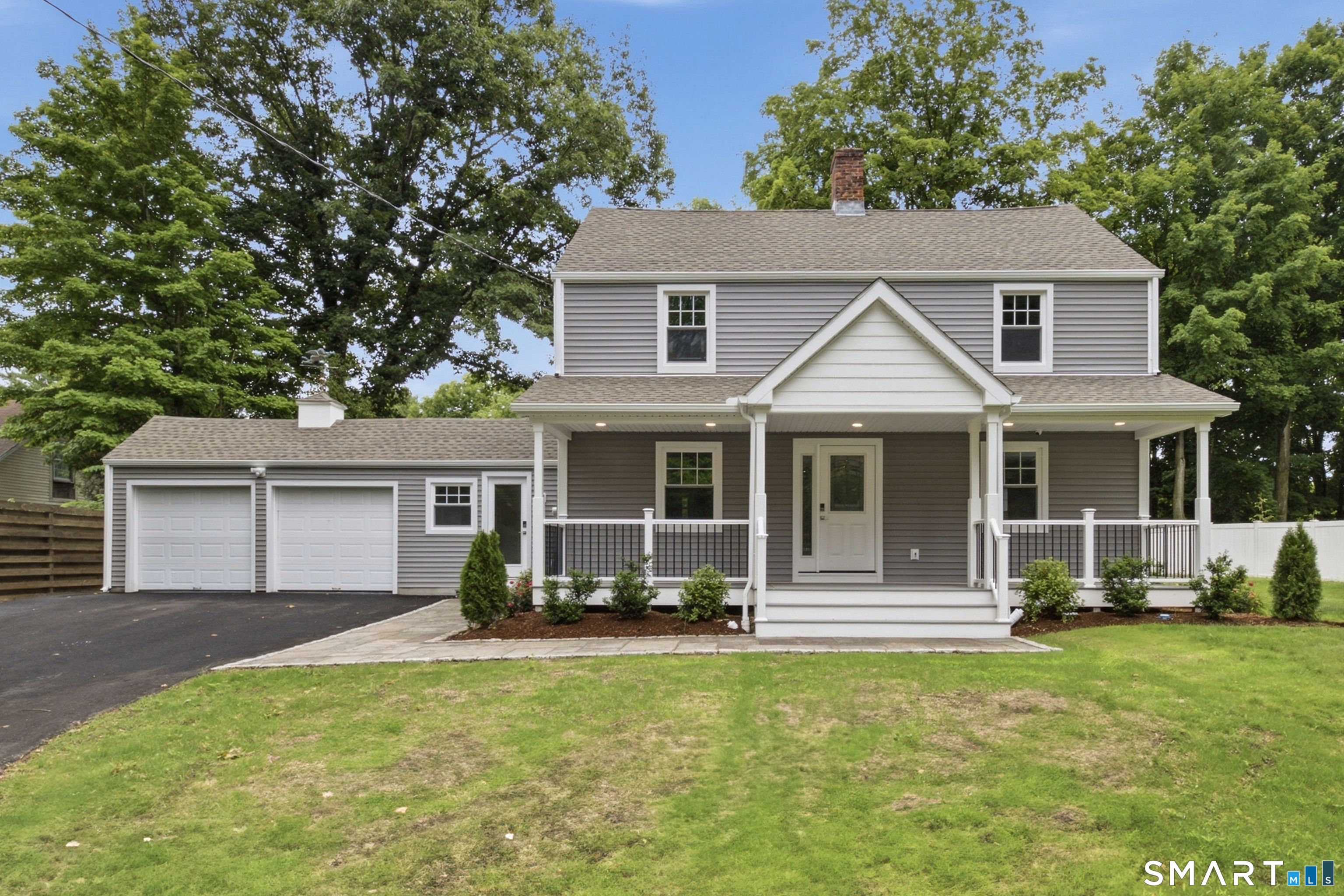 920 Mountain Road Bloomfield, CT 06002 - Photo 2 of 32