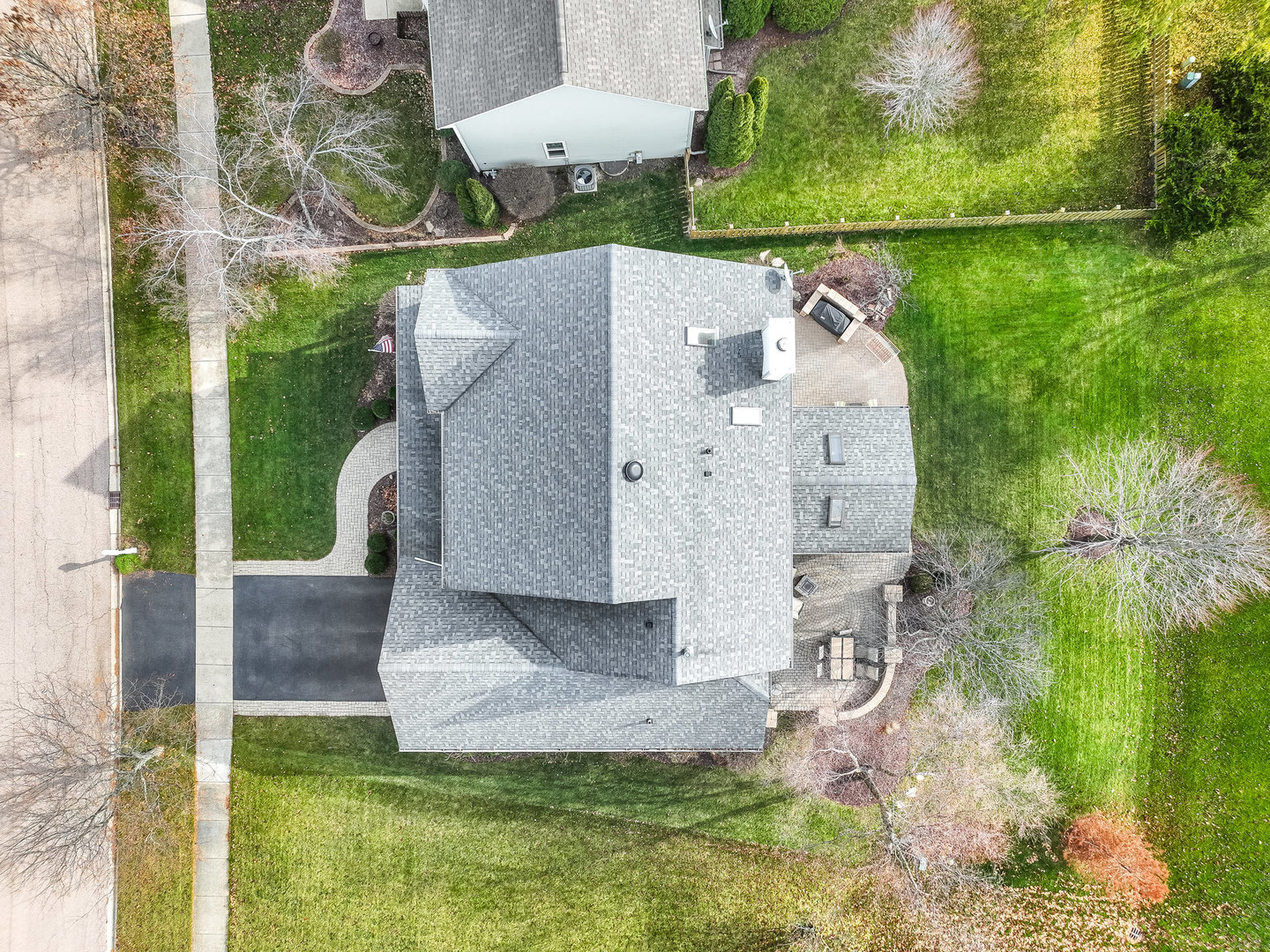 1195 Amaranth Drive Naperville, IL 60564 - Photo 39 of 48 a aerial view of a house with a yard