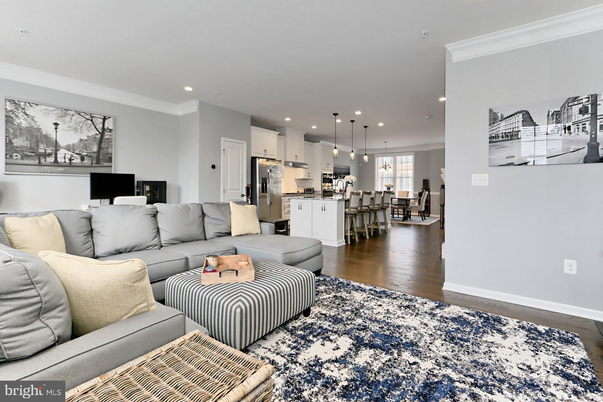 42643 Lancaster Ridge Terrace Chantilly, VA 20152 - Photo 16 of 42 Family room