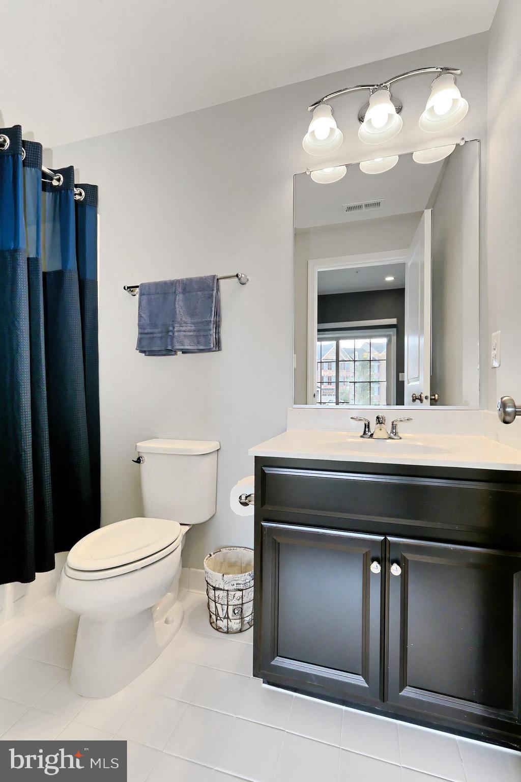 42643 Lancaster Ridge Terrace Chantilly, VA 20152 - Photo 41 of 42 Full Bath in Basement