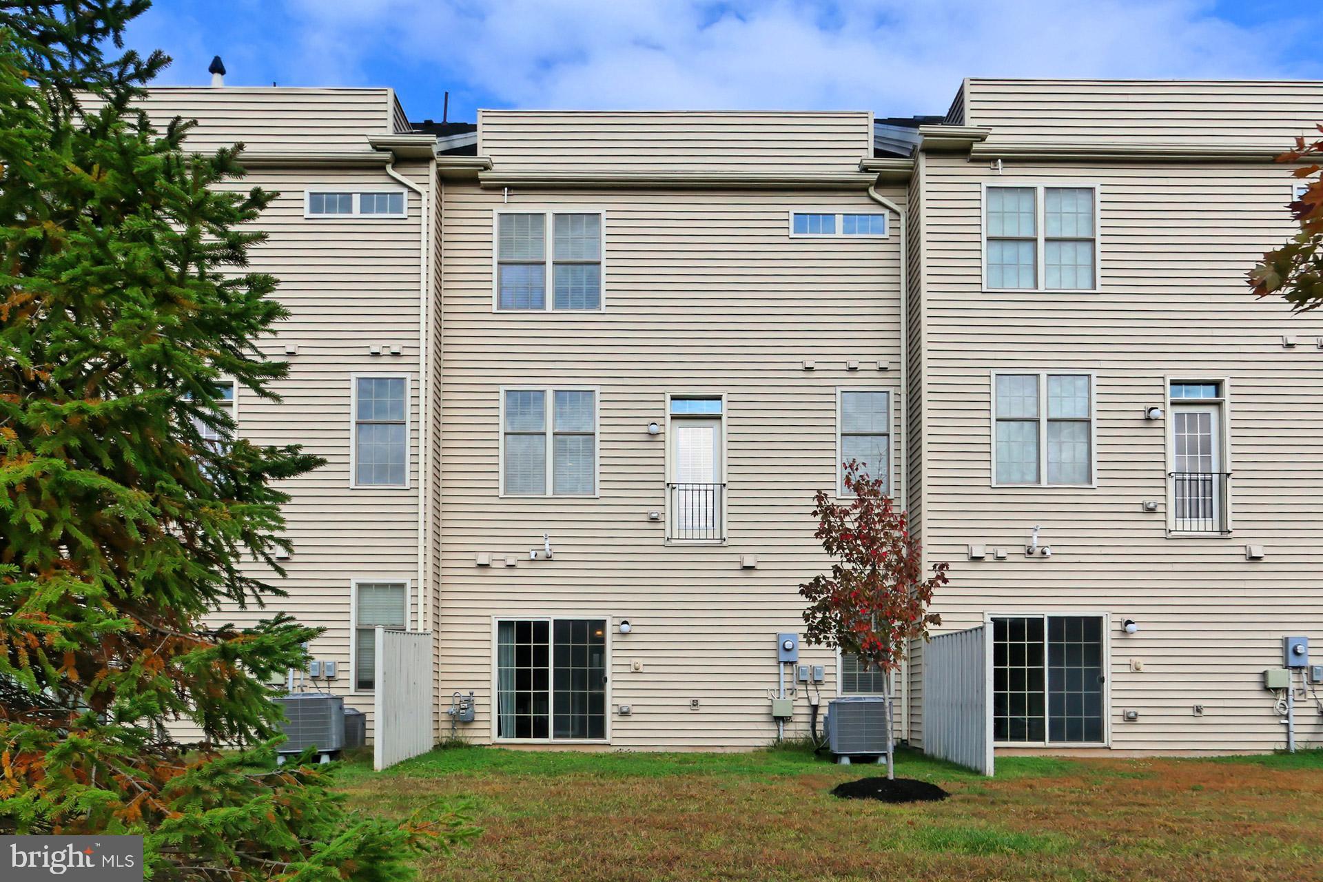 42643 Lancaster Ridge Terrace Chantilly, VA 20152 - Photo 42 of 42 Back of house