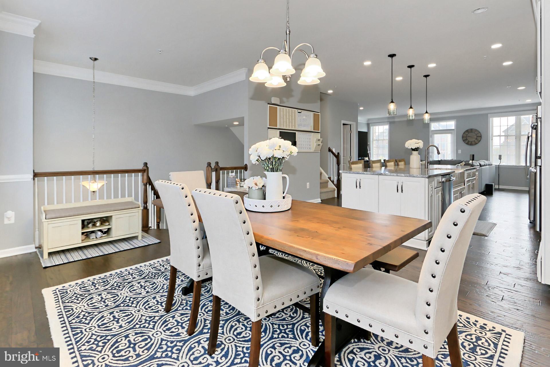 42643 Lancaster Ridge Terrace Chantilly, VA 20152 - Photo 6 of 42 Dining room