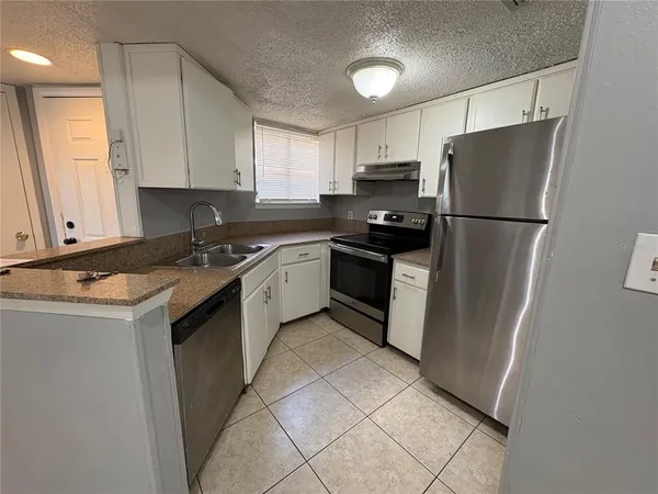 $1,500 | 1956 Lake Atriums Circle, Unit 148, Orlando, FL 32839