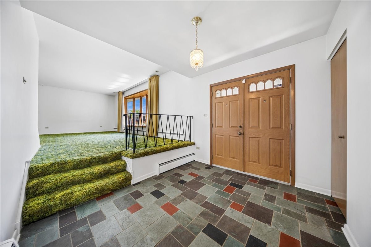 2316 185th Place Lansing, IL 60438 - Photo 5 of 21 a view of entryway
