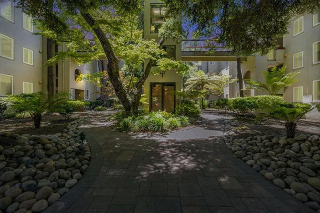 $449,000 | 177 North El Camino Real, Unit 2, San Mateo, CA 94401