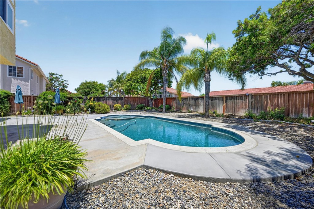 45686 Jeronimo Street Temecula, CA 92592 - Photo 6 of 39