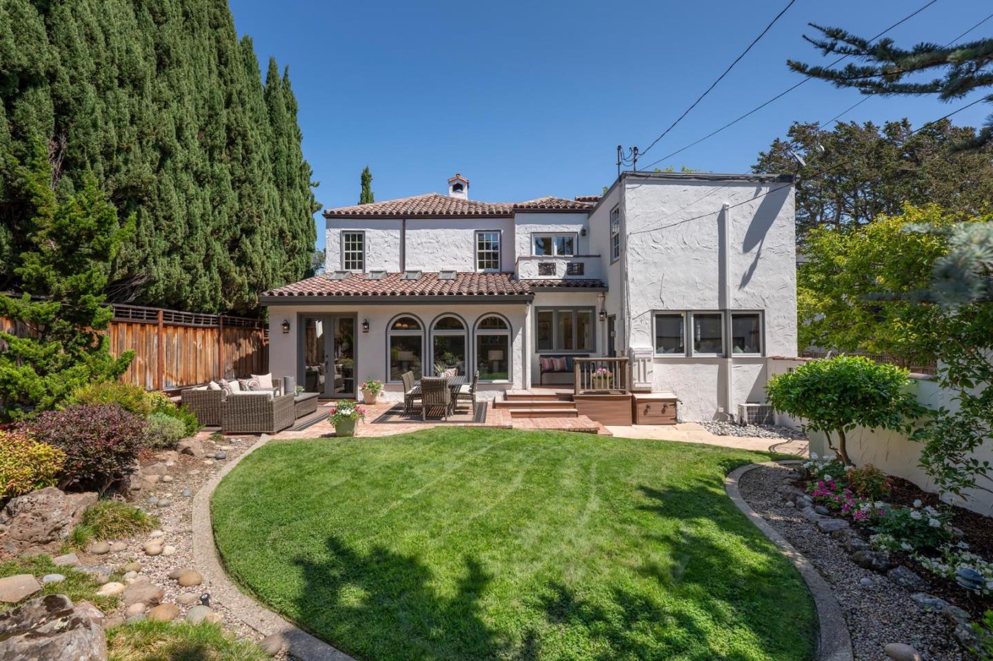 222 Harvard Road San Mateo, CA 94402 - Photo 20 of 26 Gallery Image 20