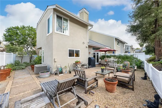 $938,998 | 26992 Fortrose, Mission Viejo, CA 92691