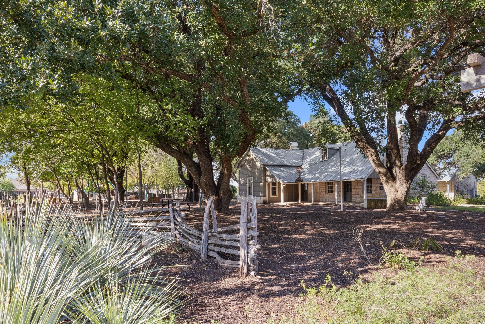 1412 Elbe Street Pflugerville, TX 78660 - Photo 31 of 32 ***Save On Your Monthly Payment!! Ask Us about the Seller Interest Rate Buy Down Incentive***