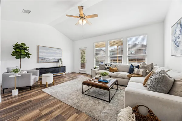 $409,900 | 1412 Elbe Street, Pflugerville, TX 78660