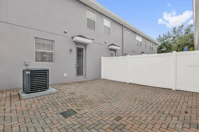 $333,000 | 14287 Avenue Of The Groves, Winter Garden, FL 34787