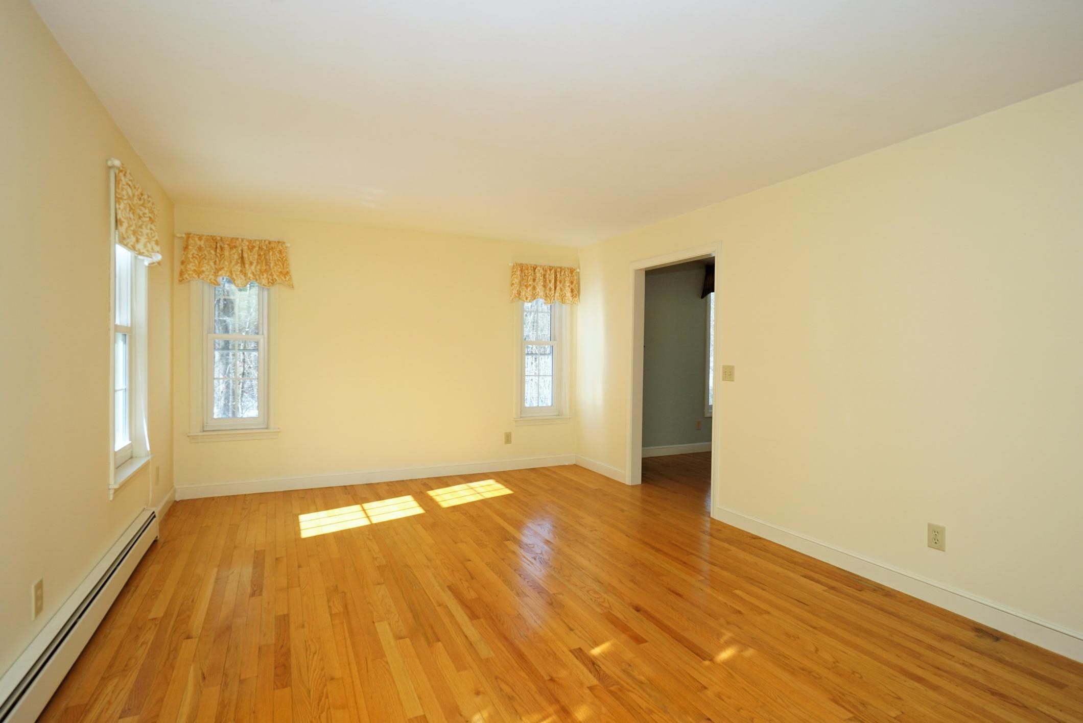 5 Chatburn Road Windham, NH 03087 - Photo 13 of 40