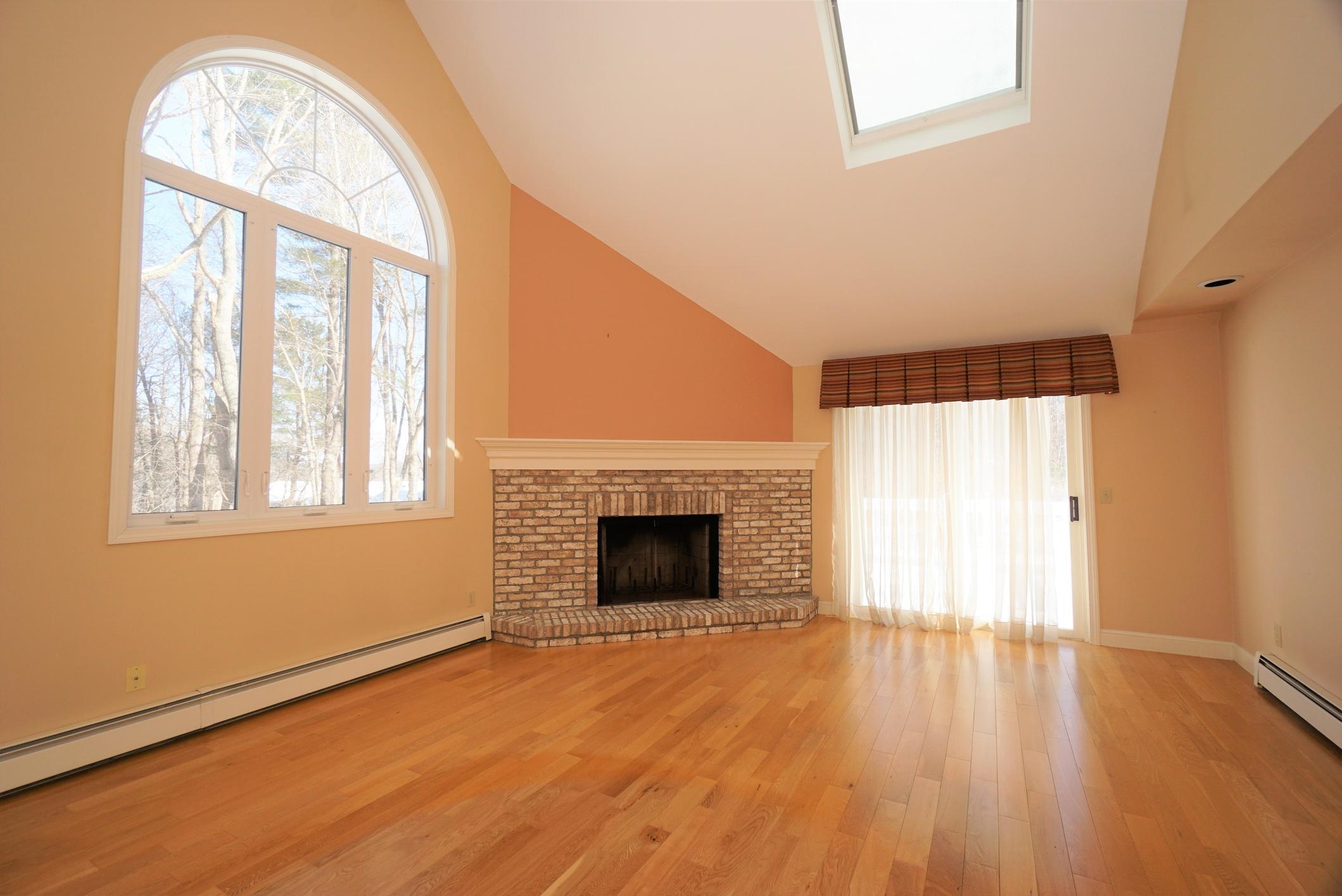 5 Chatburn Road Windham, NH 03087 - Photo 9 of 40