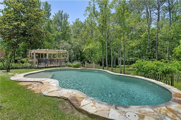 $639,500 | 125 Bent Tree Court, Covington, LA 70433