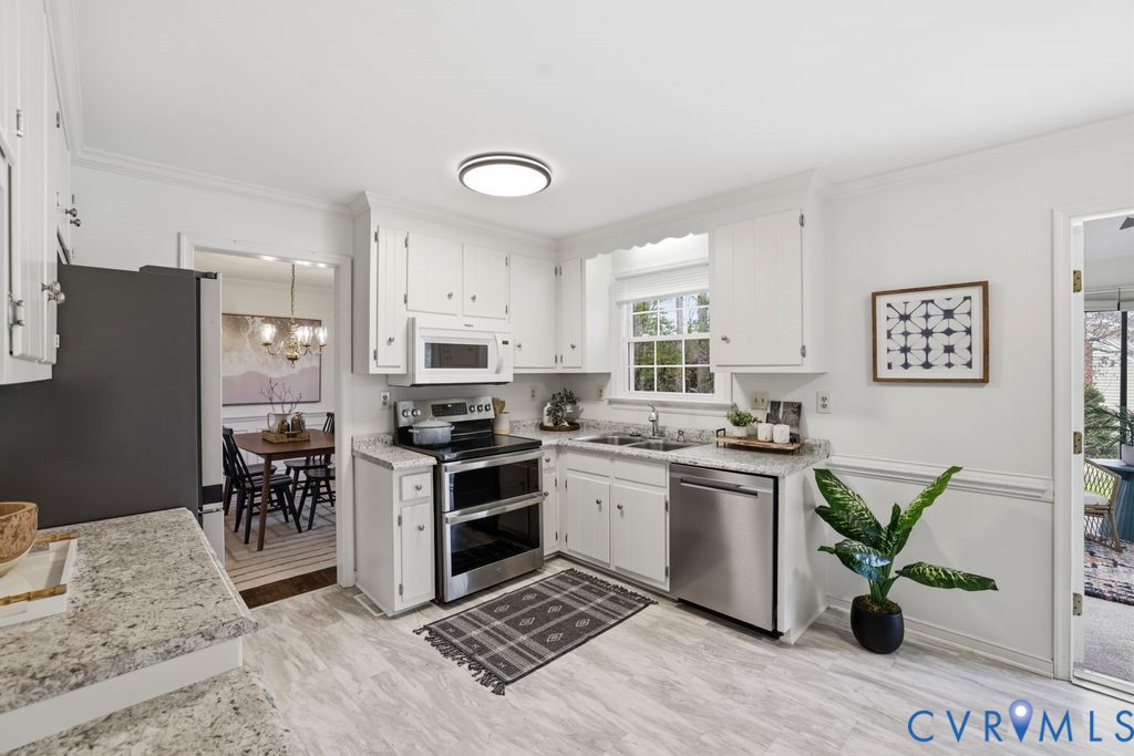 813 Watch Hill Road Midlothian, VA 23114 - Photo 9 of 32