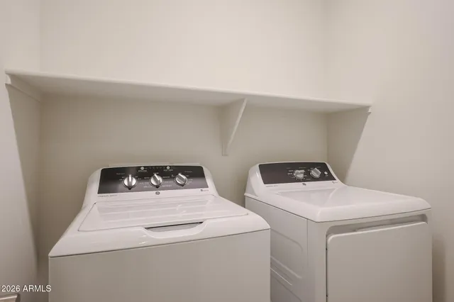 $2,400 | 7061 West Oberlin Way, Peoria, AZ 85383