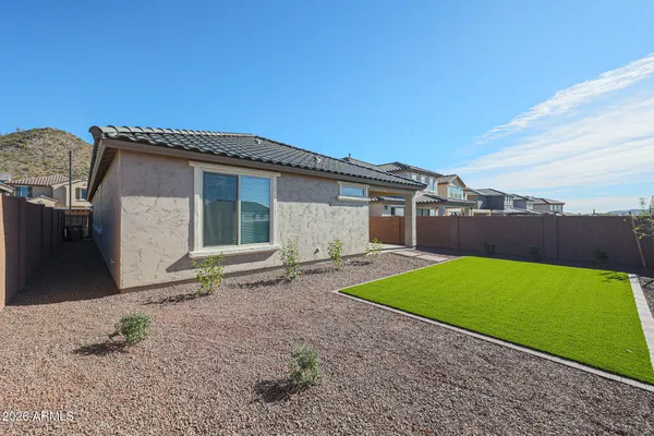 $2,300 | 7061 West Oberlin Way, Peoria, AZ 85383