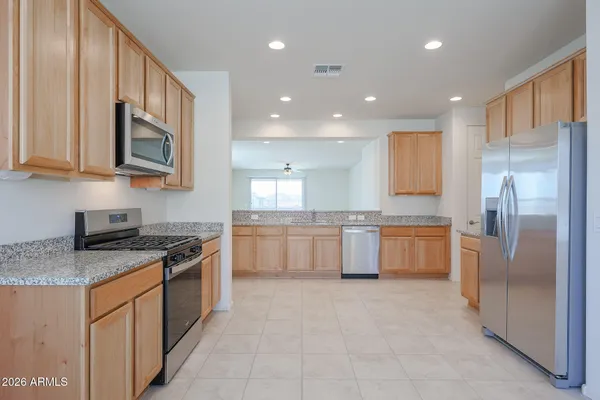 $2,300 | 7061 West Oberlin Way, Peoria, AZ 85383