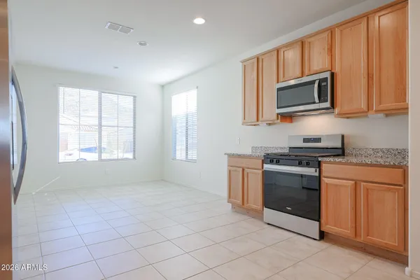 $2,300 | 7061 West Oberlin Way, Peoria, AZ 85383