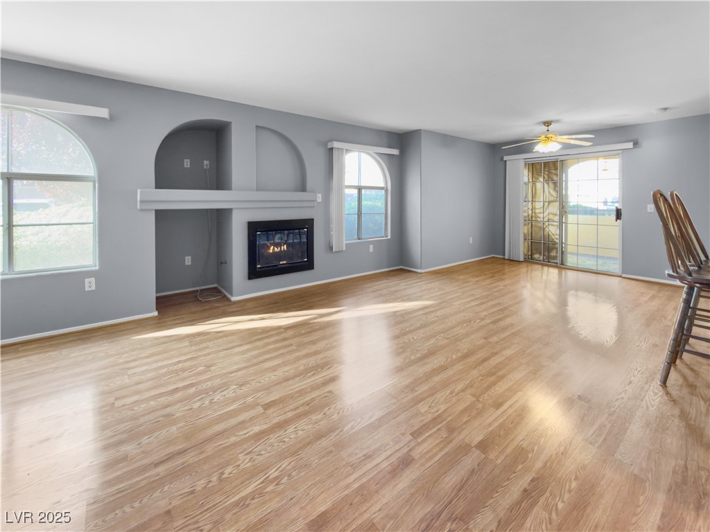 7950 West Flamingo Road, Unit 1169 Las Vegas, NV 89147 - Photo 40 of 42 Living room with open floor plan