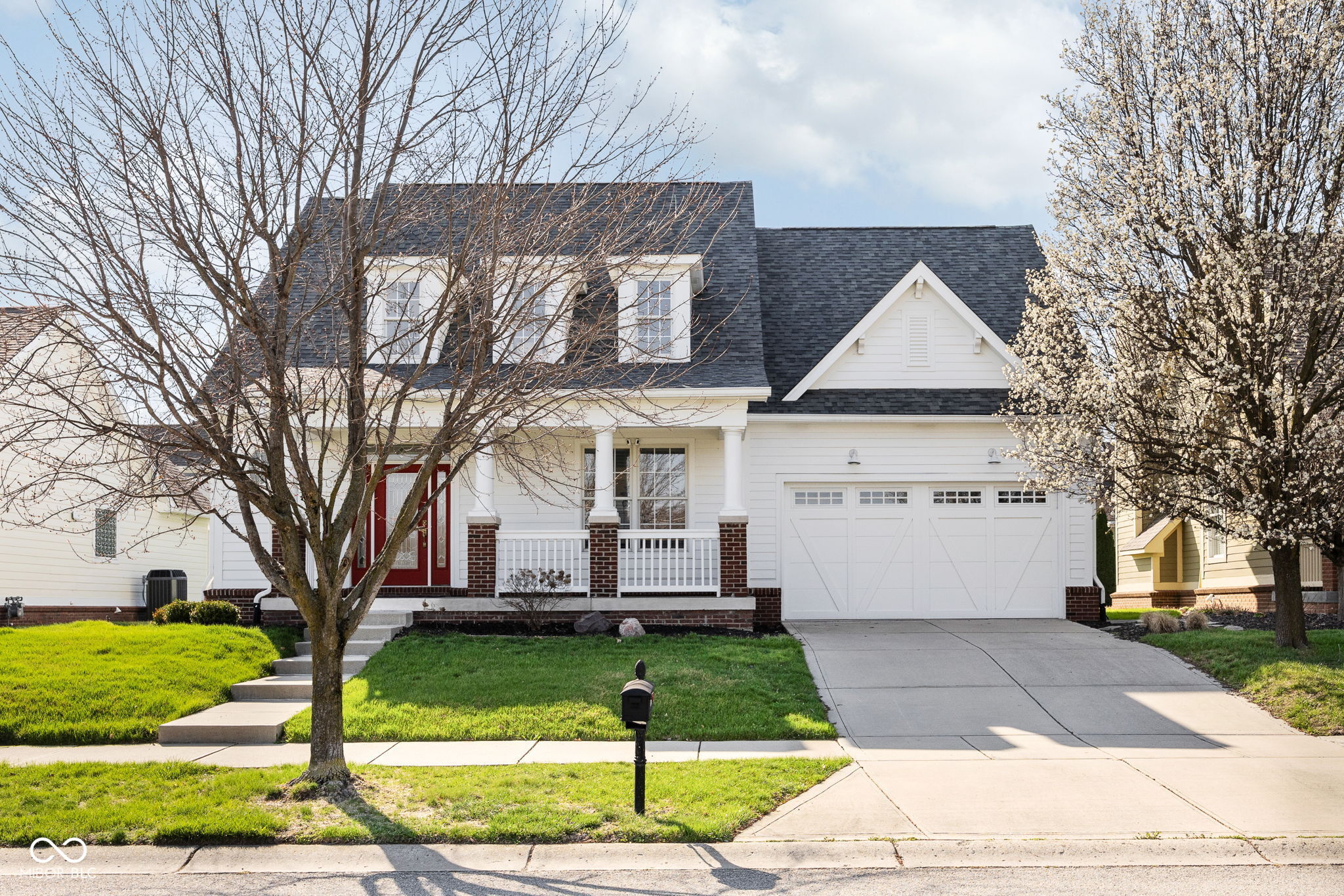 13008 Overview Drive Fishers, IN 46037 - Photo 3 of 36