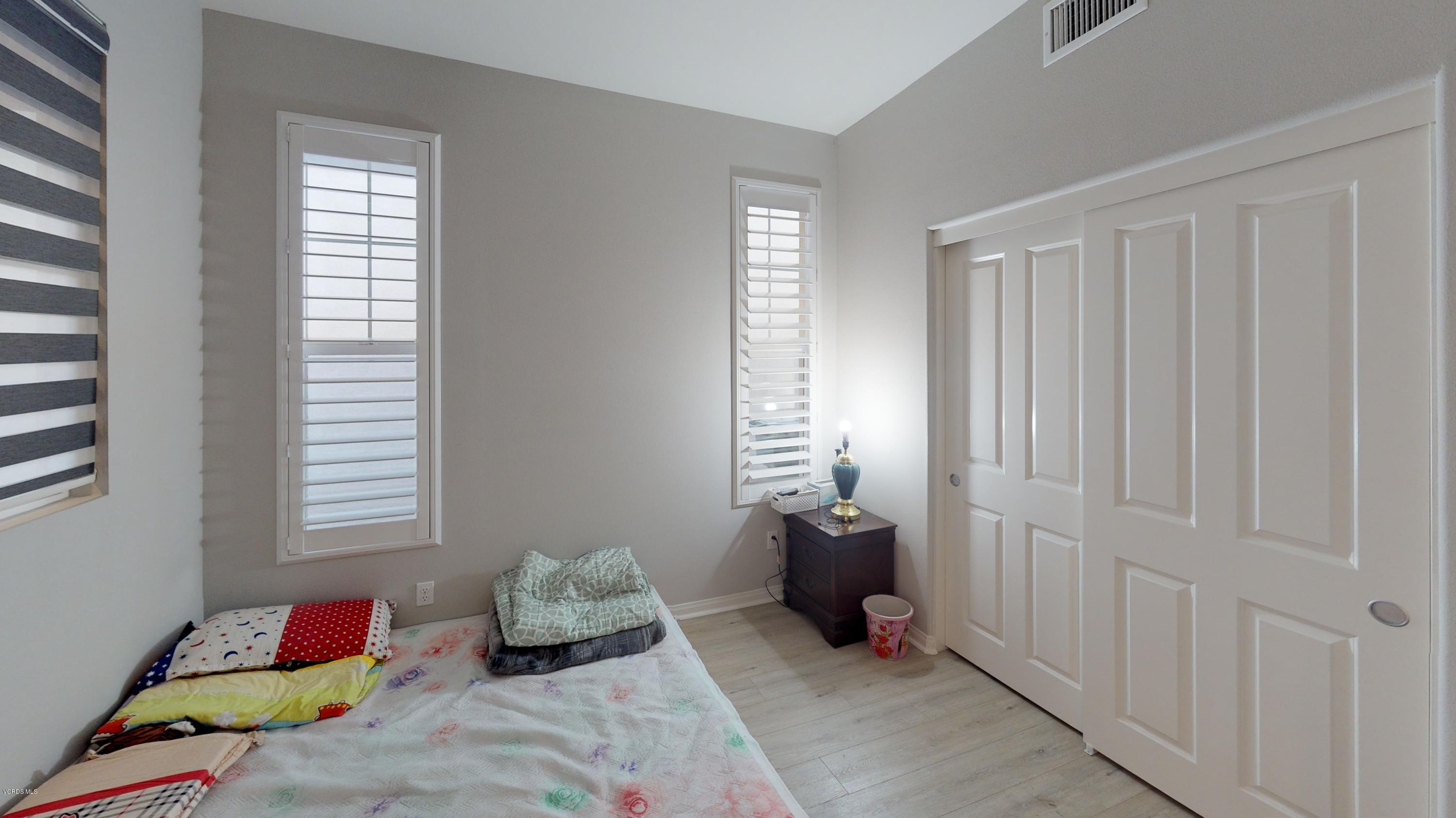 173 Stagetrail Road Camarillo, CA 93010 - Photo 19 of 32 173-Stage-Trail-Bedroom