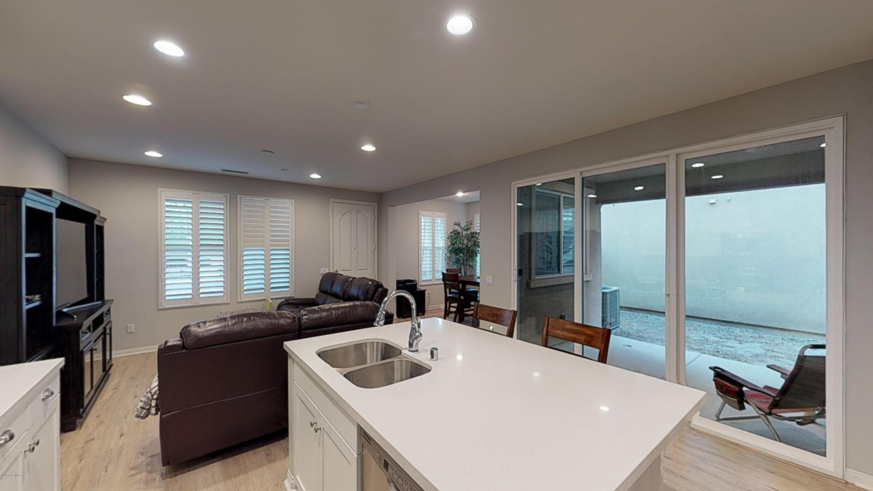 173 Stagetrail Road Camarillo, CA 93010 - Photo 6 of 32 173-Stage-Trail-09032019_220142