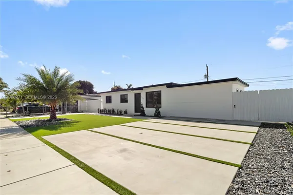 $3,250 | 5420 Northwest 182nd Street, Miami Gardens, FL 33055