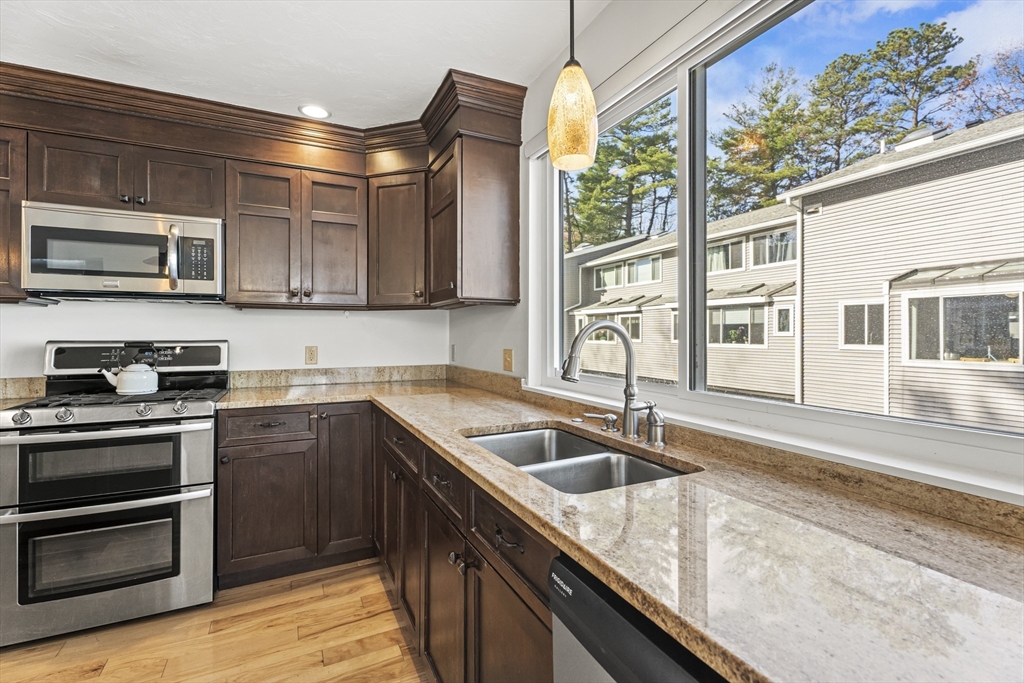 255 North Road, Unit 130 Chelmsford, MA 01824 - Photo 11 of 31