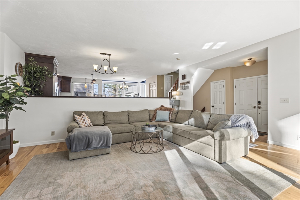 255 North Road, Unit 130 Chelmsford, MA 01824 - Photo 4 of 31