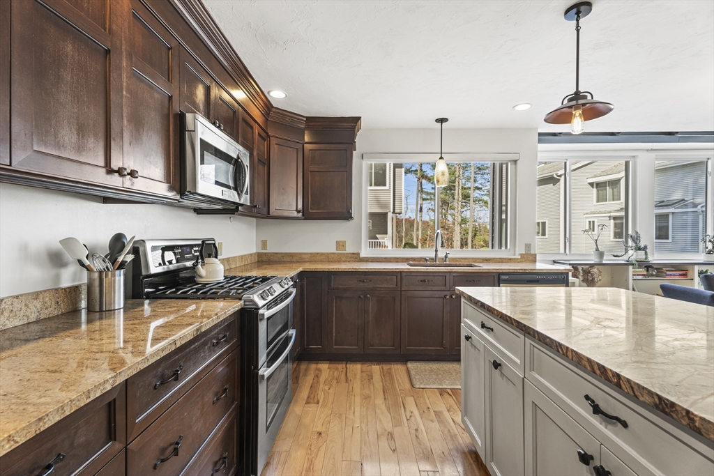 255 North Road, Unit 130 Chelmsford, MA 01824 - Photo 9 of 31