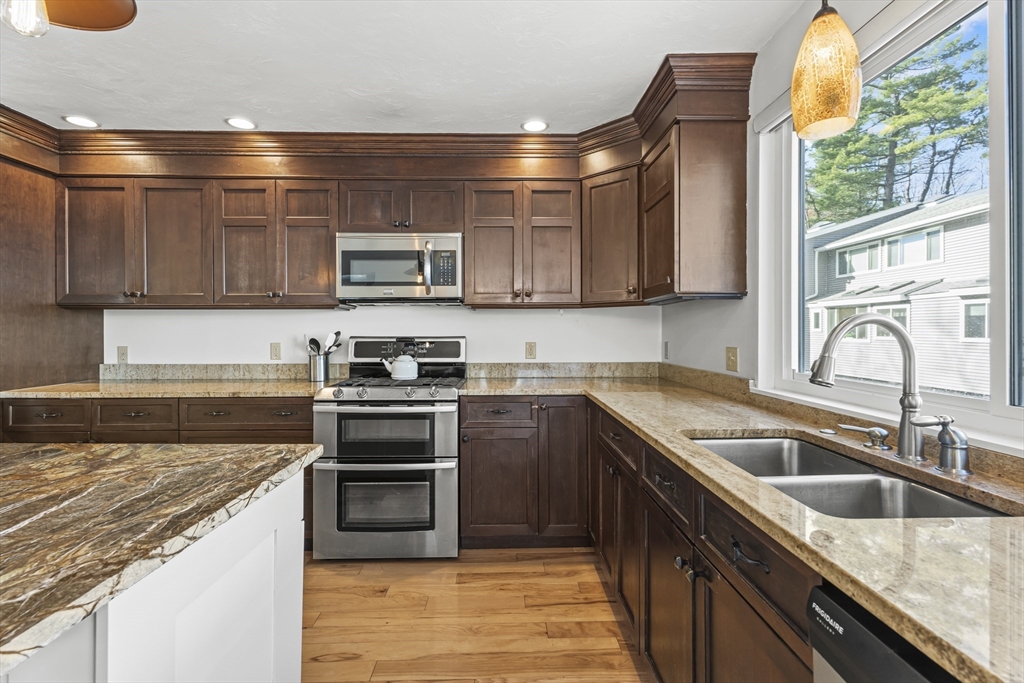 255 North Road, Unit 130 Chelmsford, MA 01824 - Photo 10 of 31