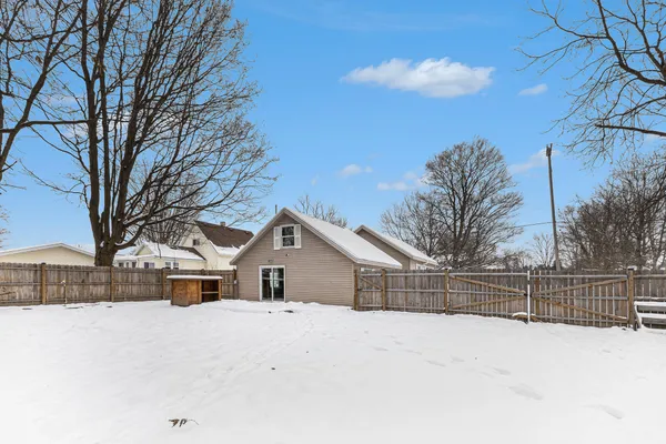 $200,000 | 33 Fuller Street, Saranac, MI 48881