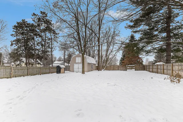 $200,000 | 33 Fuller Street, Saranac, MI 48881