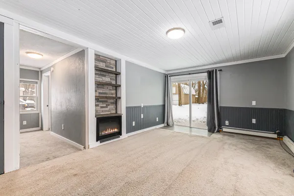 $200,000 | 33 Fuller Street, Saranac, MI 48881