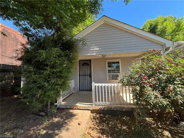 $90,000 | 911 East 17th Street, Winston-Salem, NC 27105