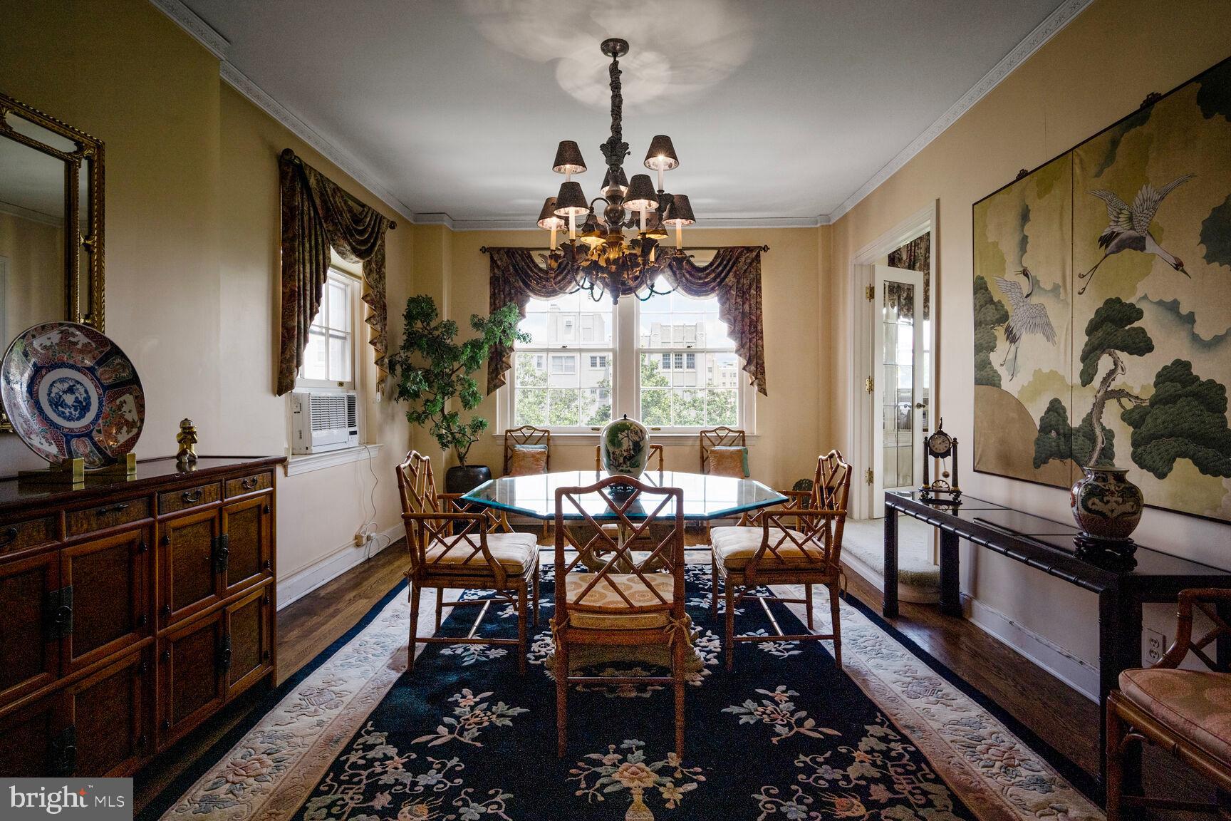2737 Devonshire Place Northwest, Unit 418 Washington, DC 20008 - Photo 6 of 27 Separate Dining Room