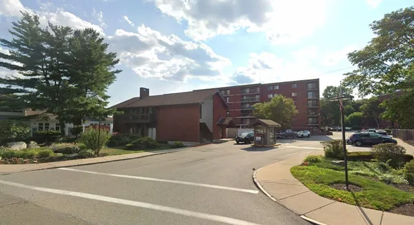 $2,600 | 159 Main Street, Unit 27C, Stoneham, MA 02180