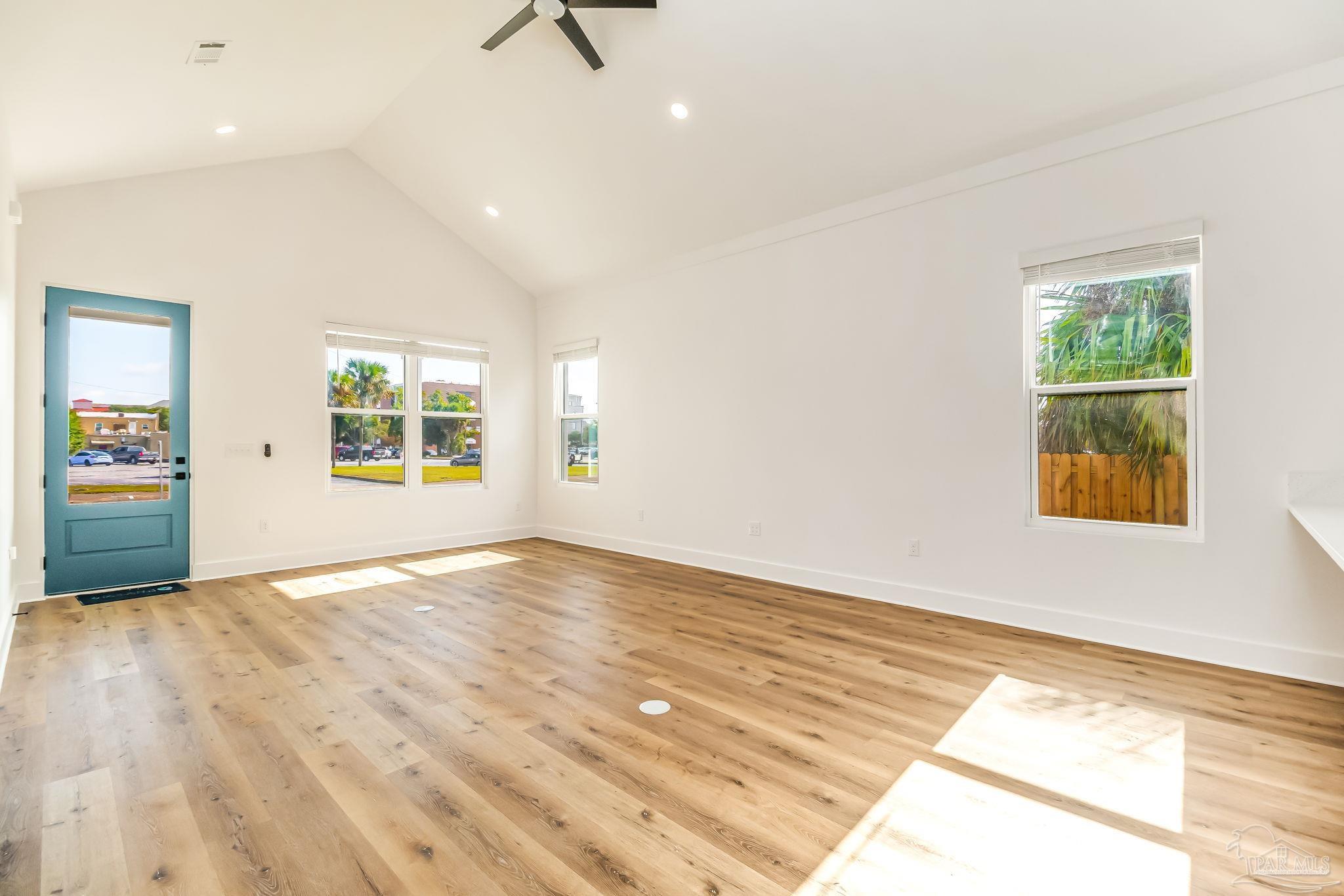 113 North Spring Street Pensacola, FL 32502 - Photo 11 of 48