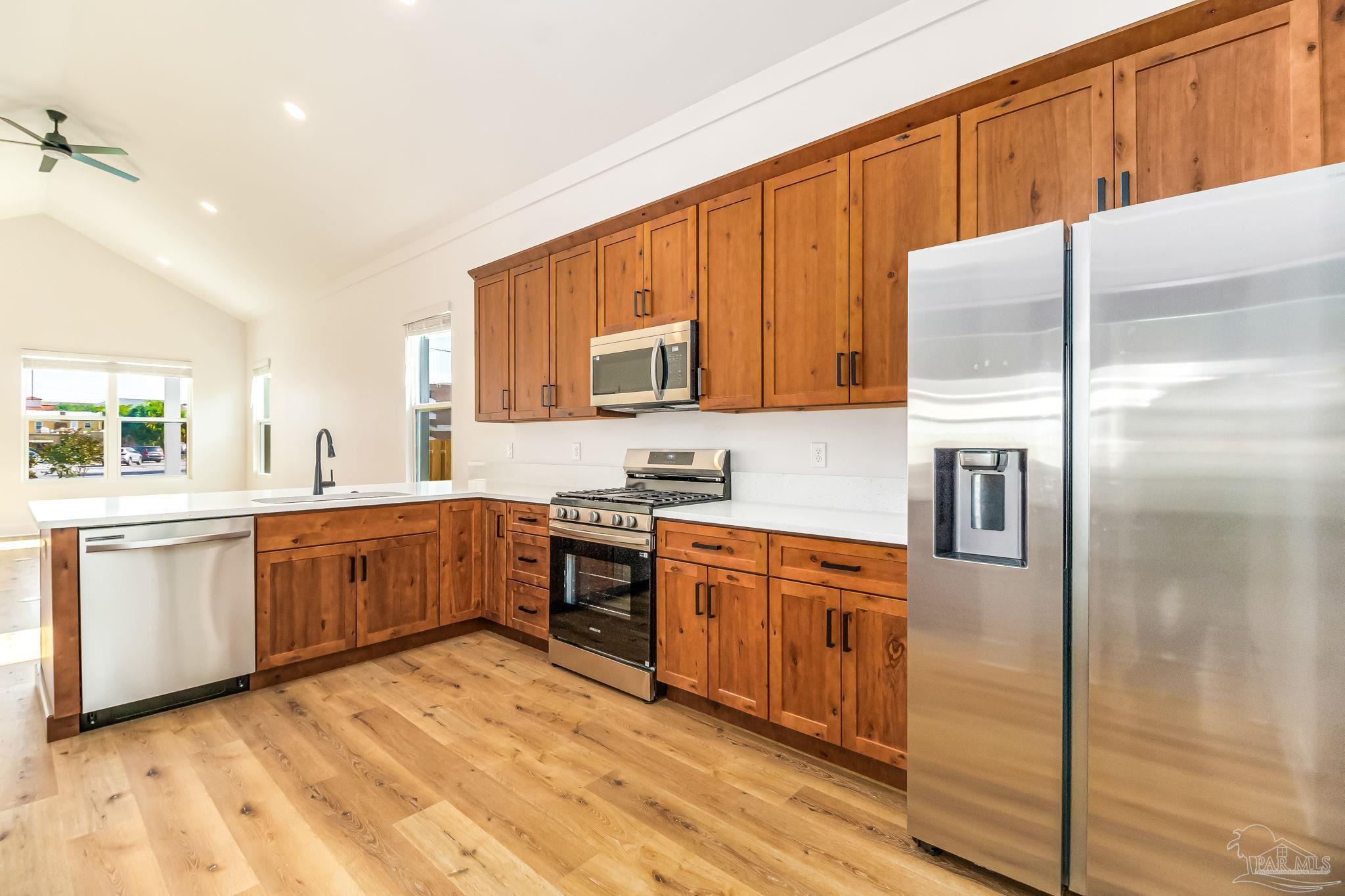 113 North Spring Street Pensacola, FL 32502 - Photo 12 of 48