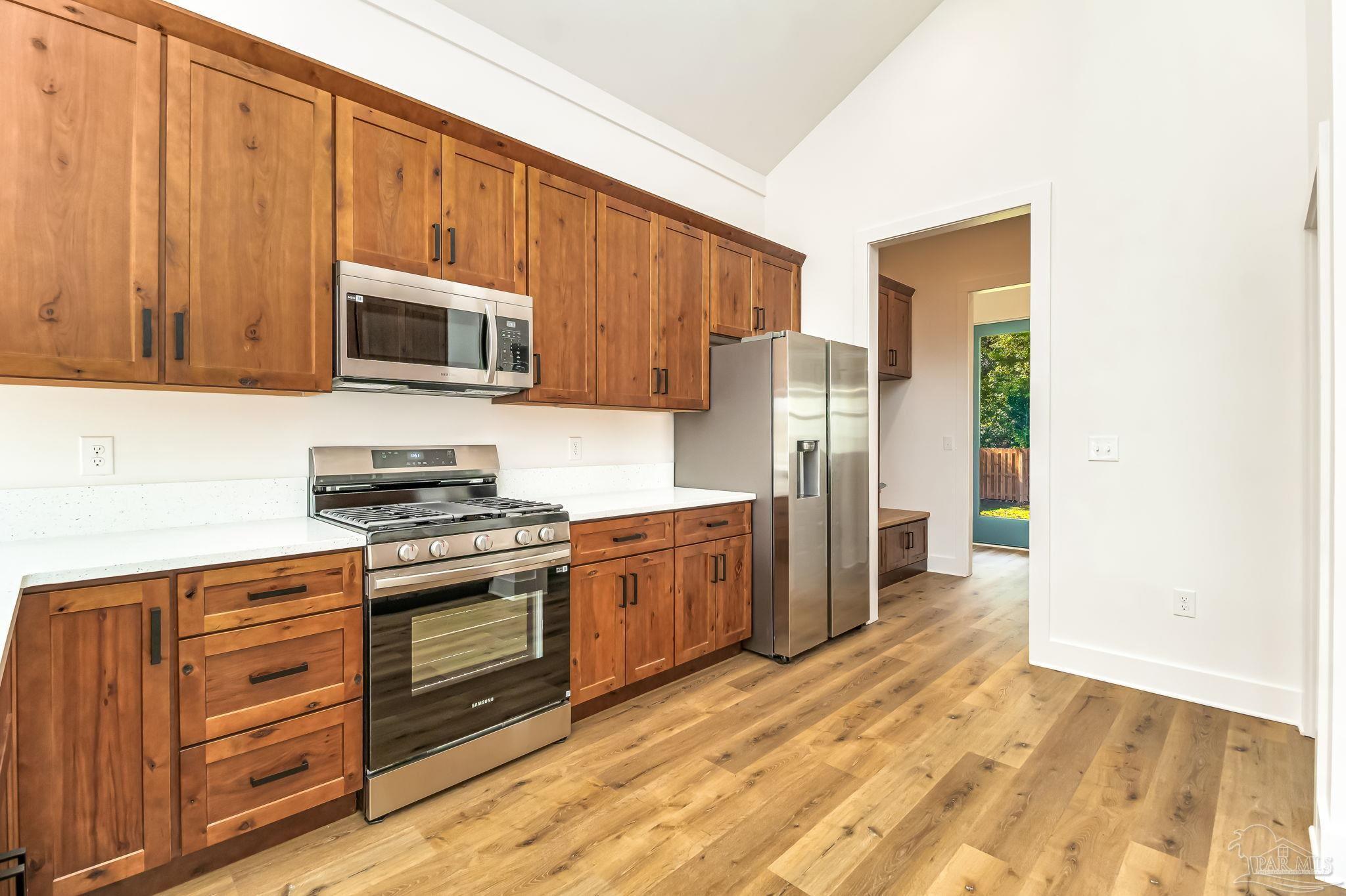 113 North Spring Street Pensacola, FL 32502 - Photo 17 of 48