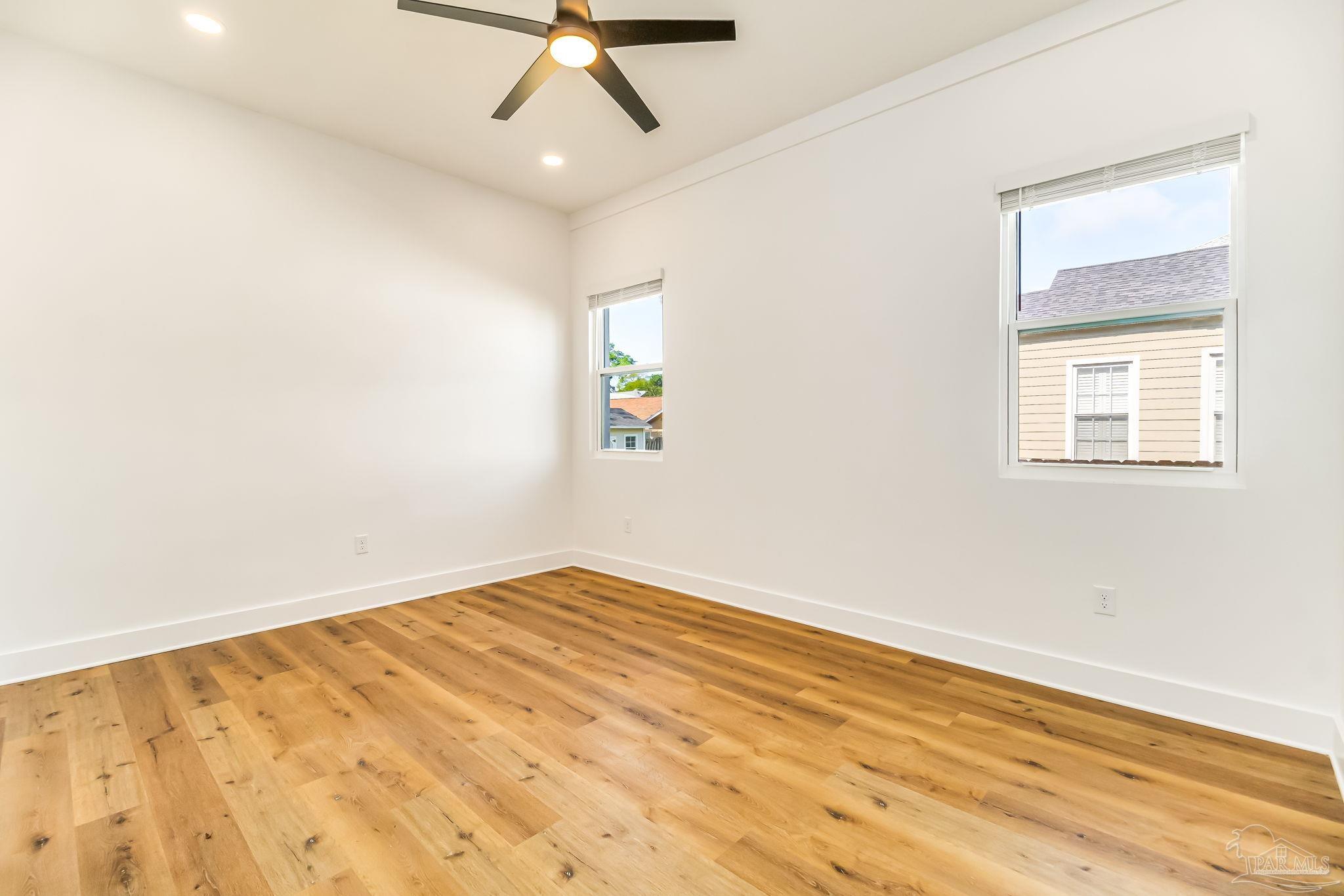 113 North Spring Street Pensacola, FL 32502 - Photo 26 of 48