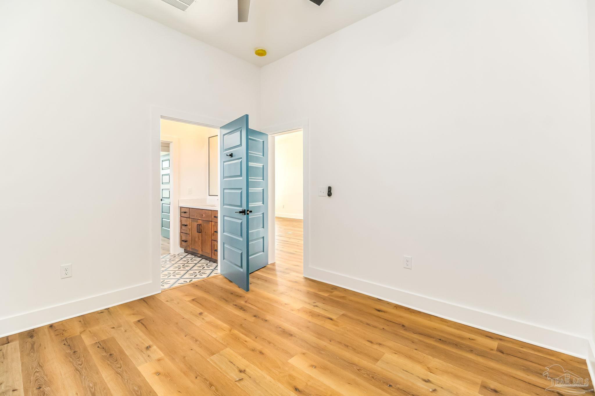 113 North Spring Street Pensacola, FL 32502 - Photo 35 of 48