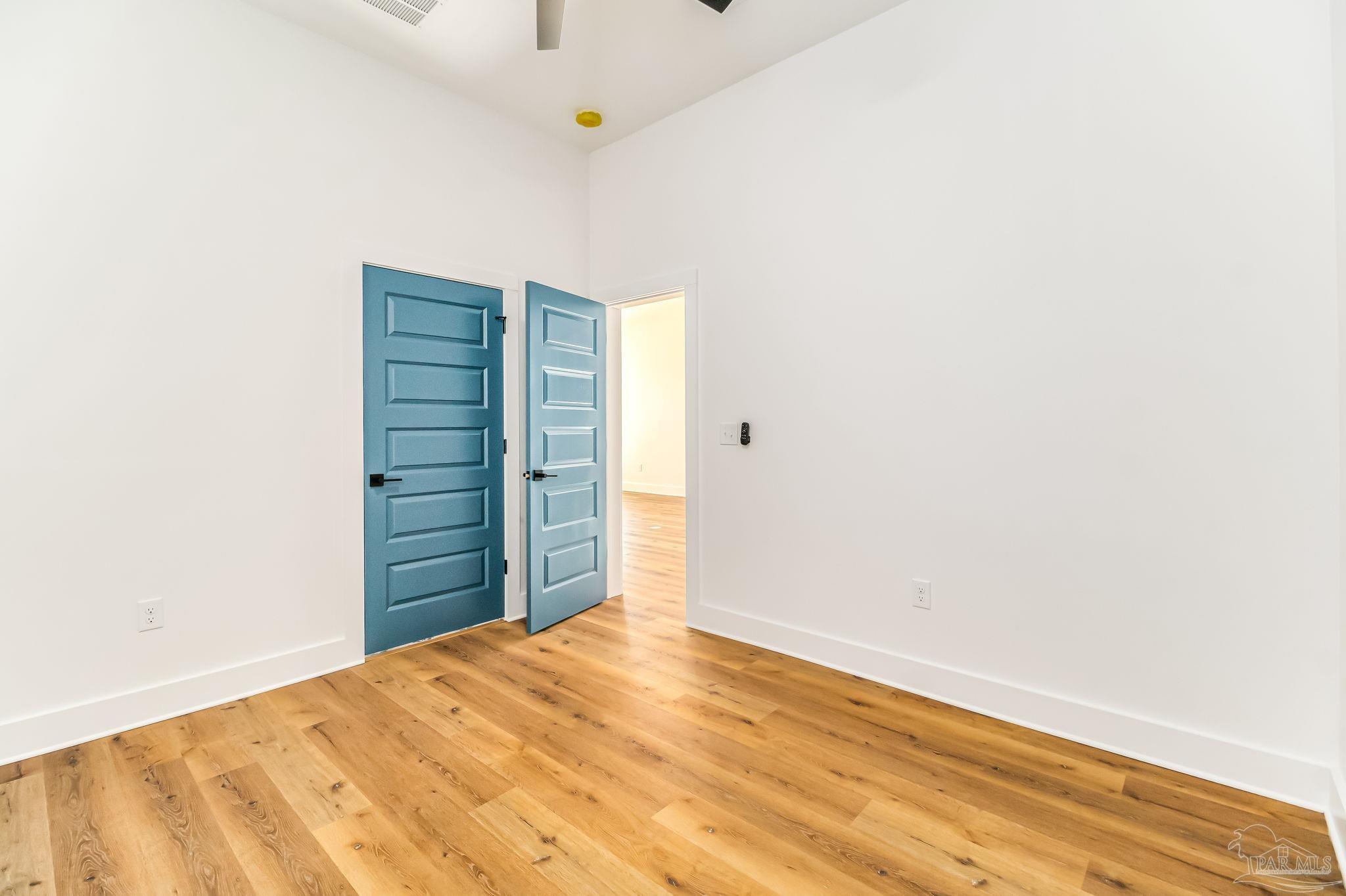 113 North Spring Street Pensacola, FL 32502 - Photo 36 of 48