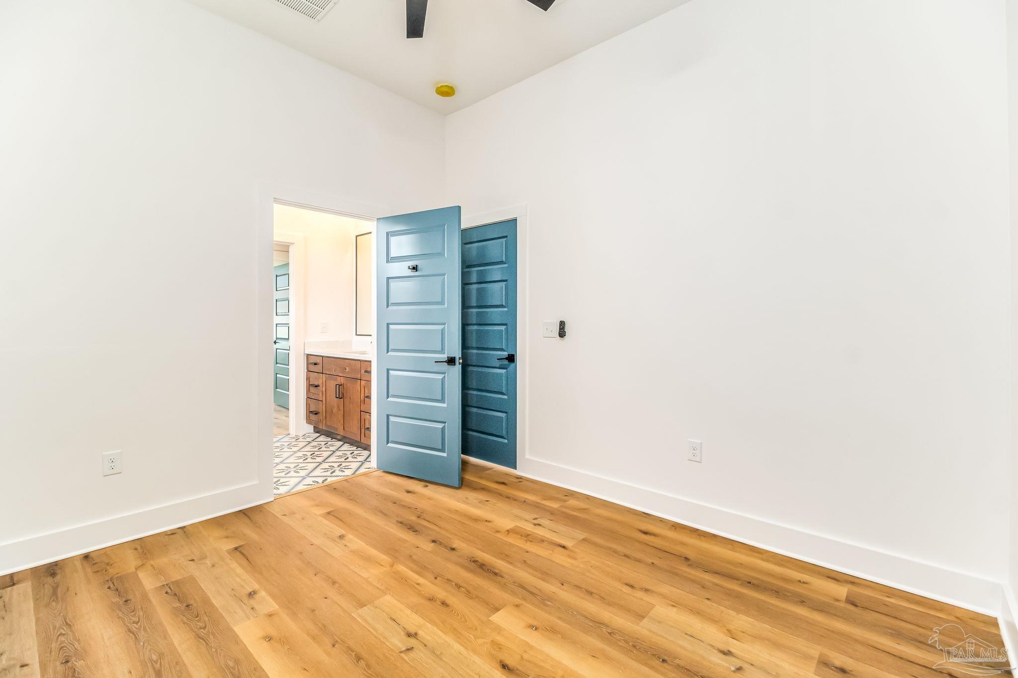 113 North Spring Street Pensacola, FL 32502 - Photo 37 of 48