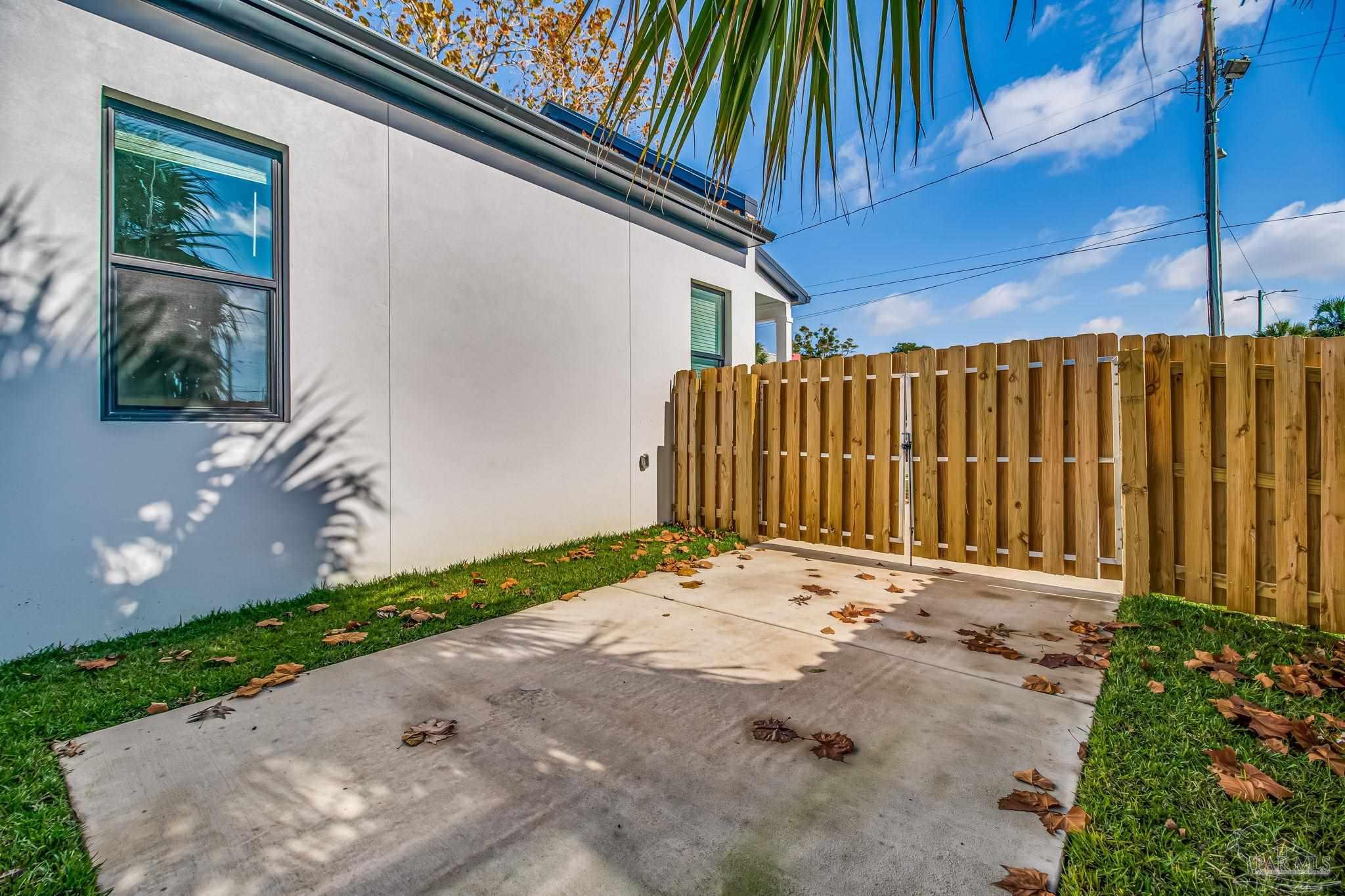 113 North Spring Street Pensacola, FL 32502 - Photo 41 of 48