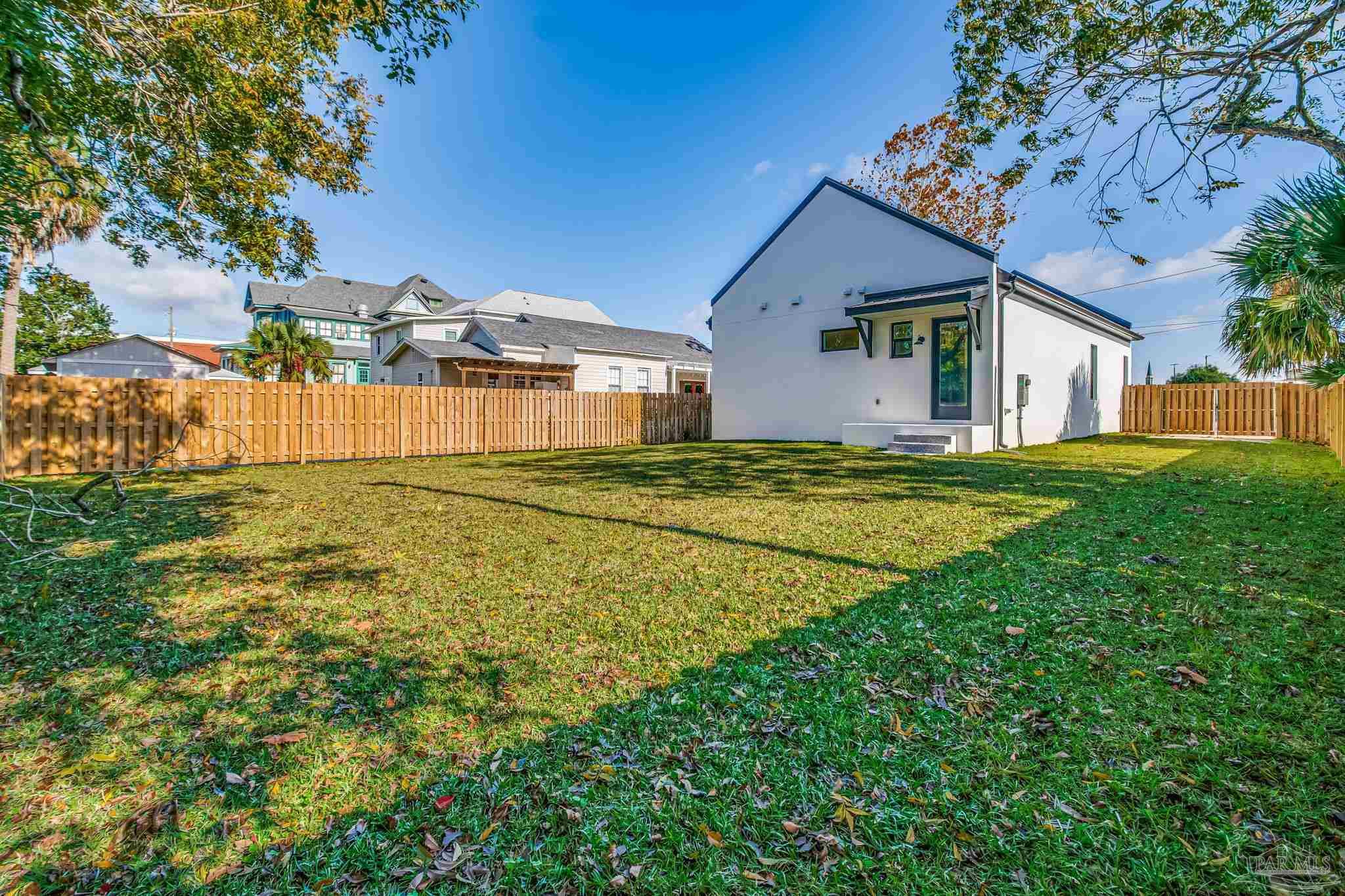 113 North Spring Street Pensacola, FL 32502 - Photo 44 of 48