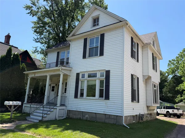 $360,000 | 317 Summit Avenue, Unit 14, Eau Claire, WI 54701