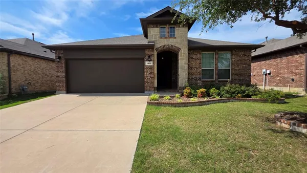 $2,420 | 1912 Potrillo Lane, Fort Worth, TX 76131