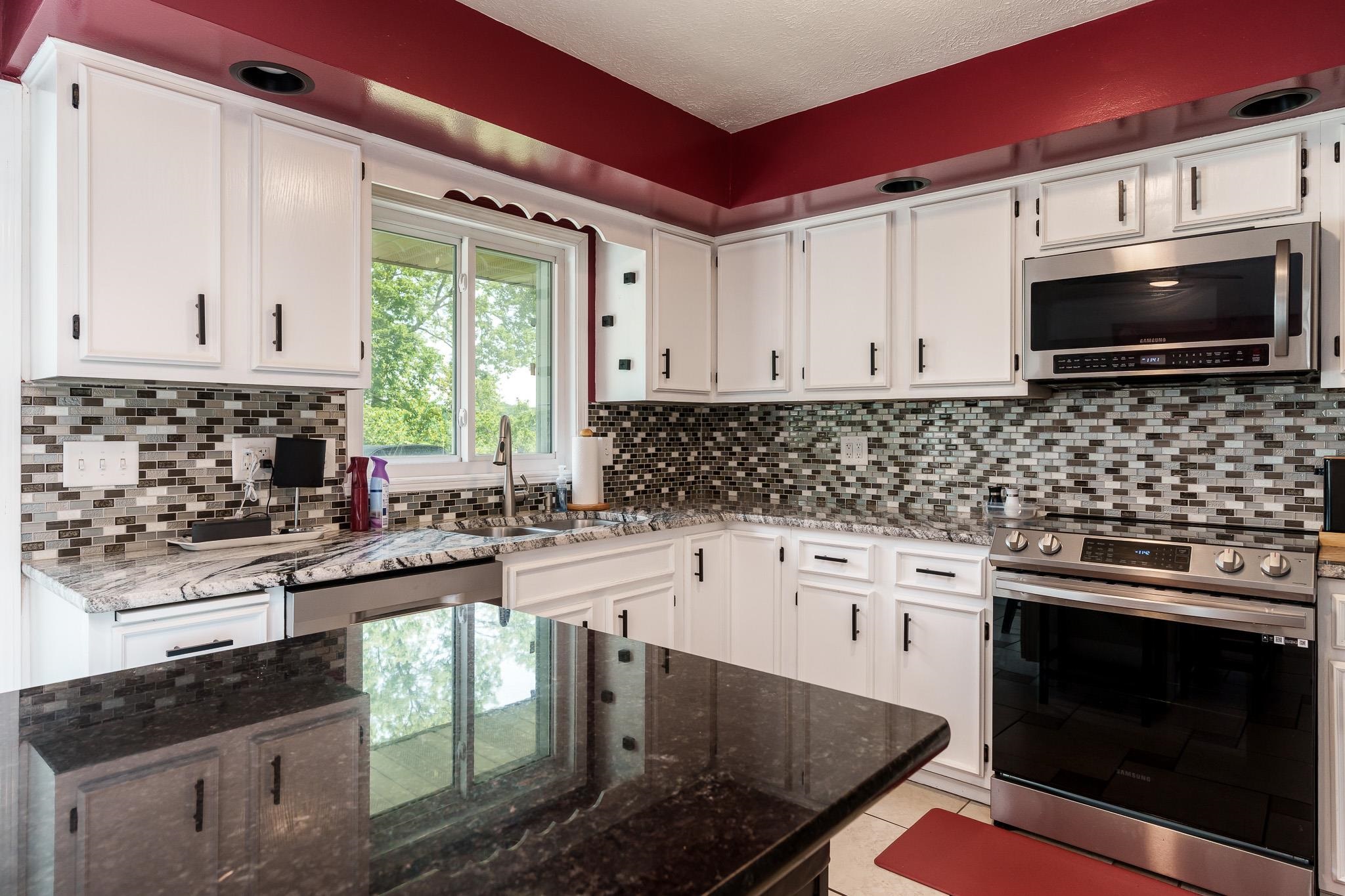280 Knoll Road Belvidere, IL 61008 - Photo 15 of 58